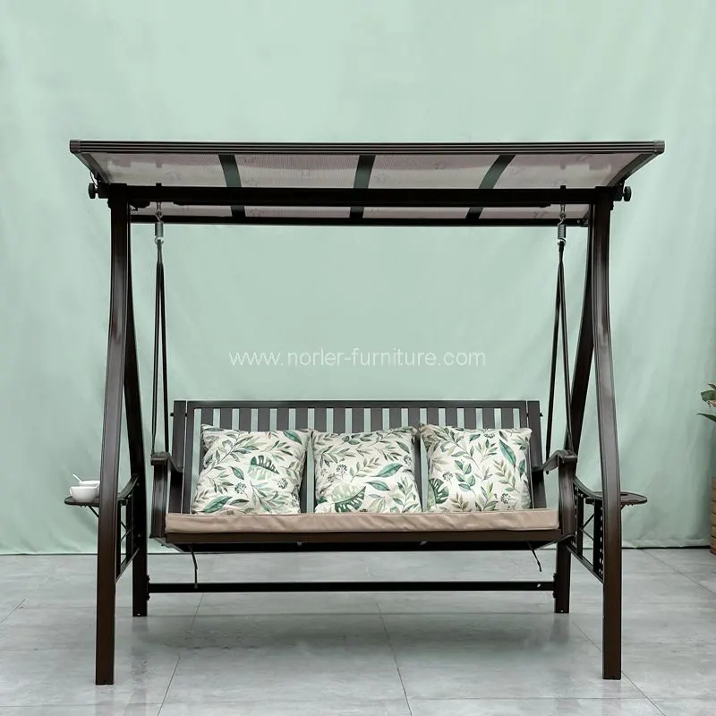 Pourquoi une chaise suspendue d'extérieur est-elle le moyen le plus intelligent d'améliorer le confort extérieur ?