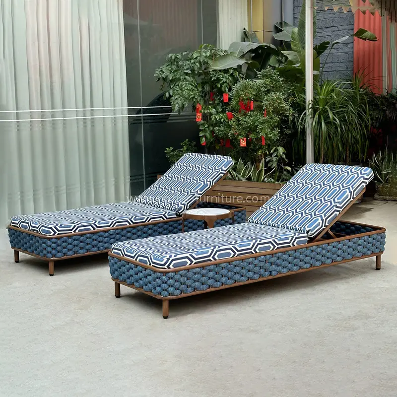 Outdoor Comfortable Rattan Weaving Sun Lounger
