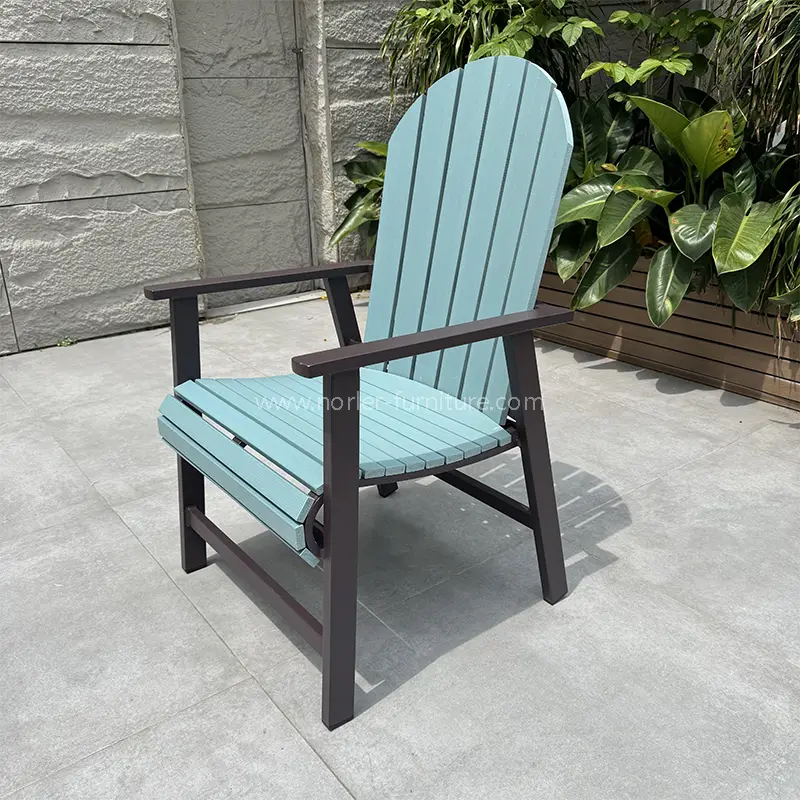 Place extérieure en bois pastique chaise salon colorée