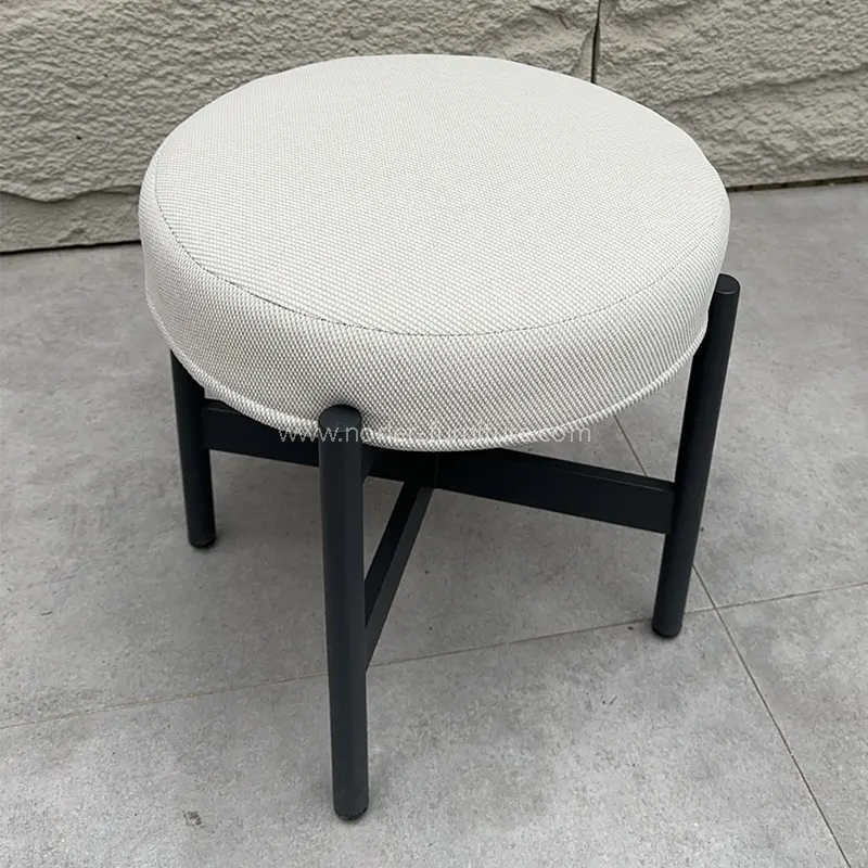 Ensemble de balcon de table basse carré extérieur